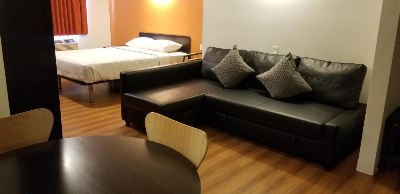 Joys Inn Innisfail, Ab Zewnętrze zdjęcie