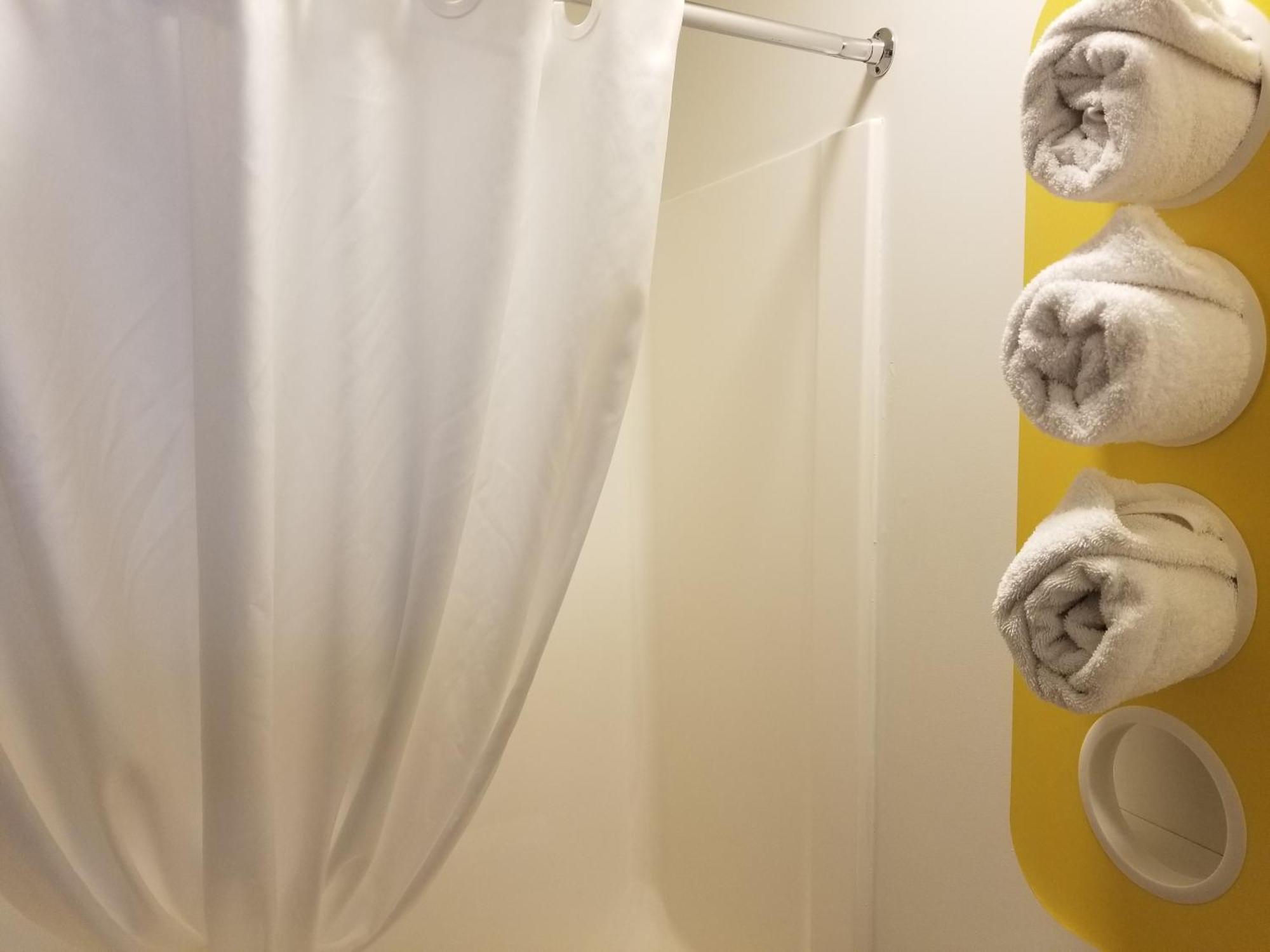 Joys Inn Innisfail, Ab Zewnętrze zdjęcie
