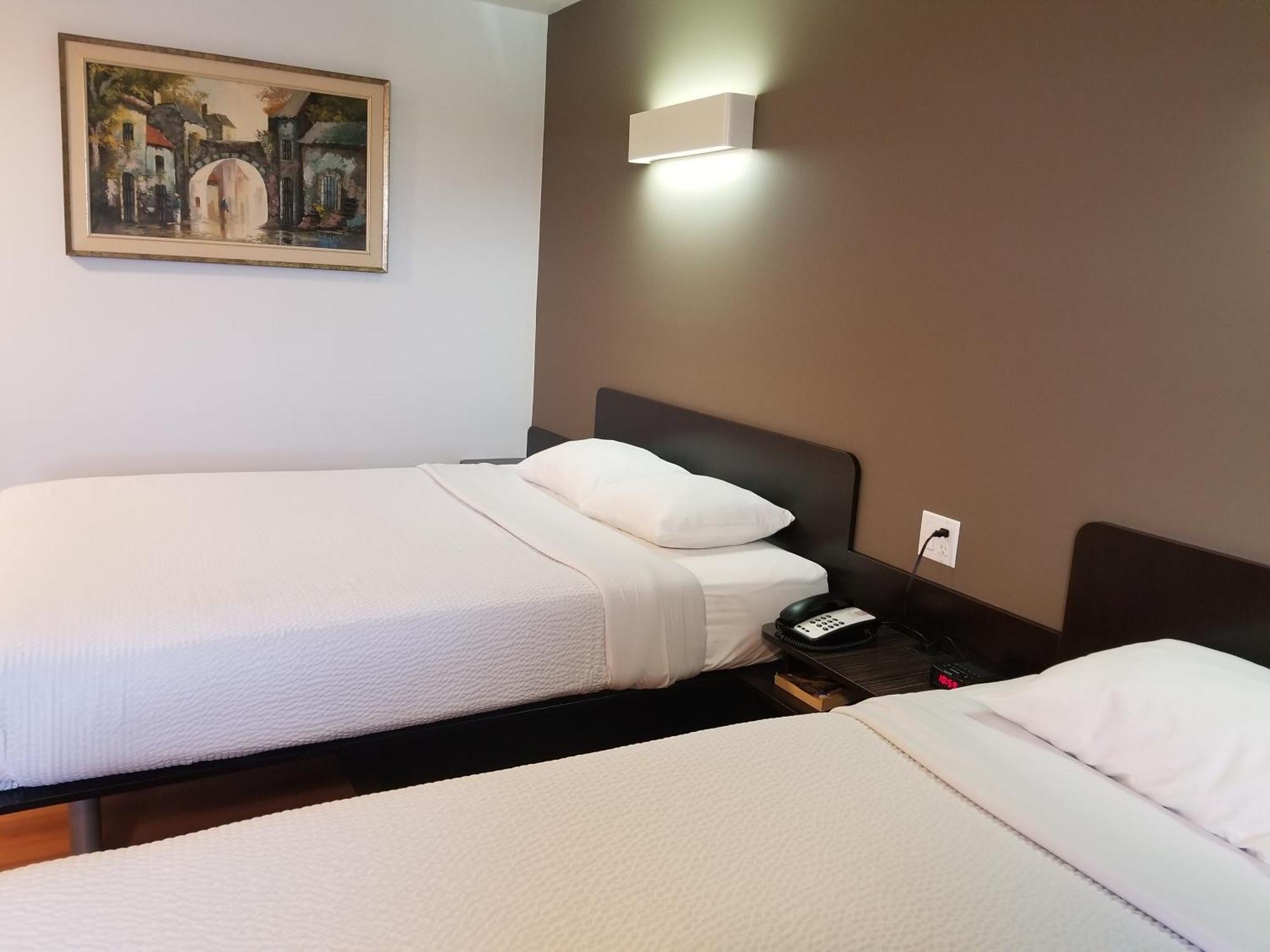 Joys Inn Innisfail, Ab Zewnętrze zdjęcie