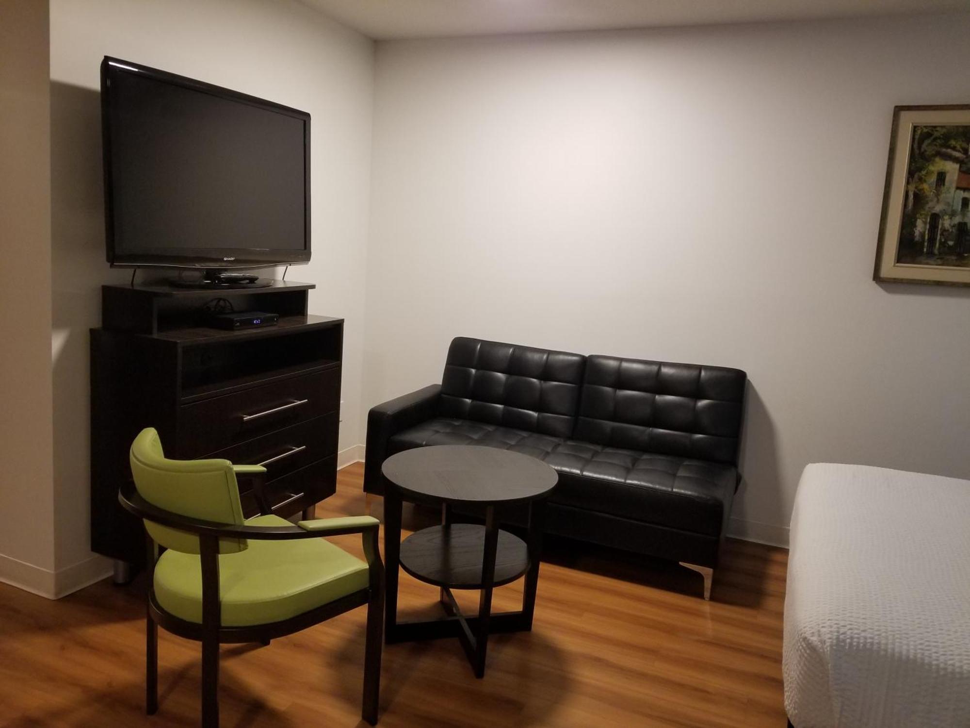 Joys Inn Innisfail, Ab Zewnętrze zdjęcie